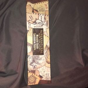 Supernatural: Monster Guide Eyeshadow Palette